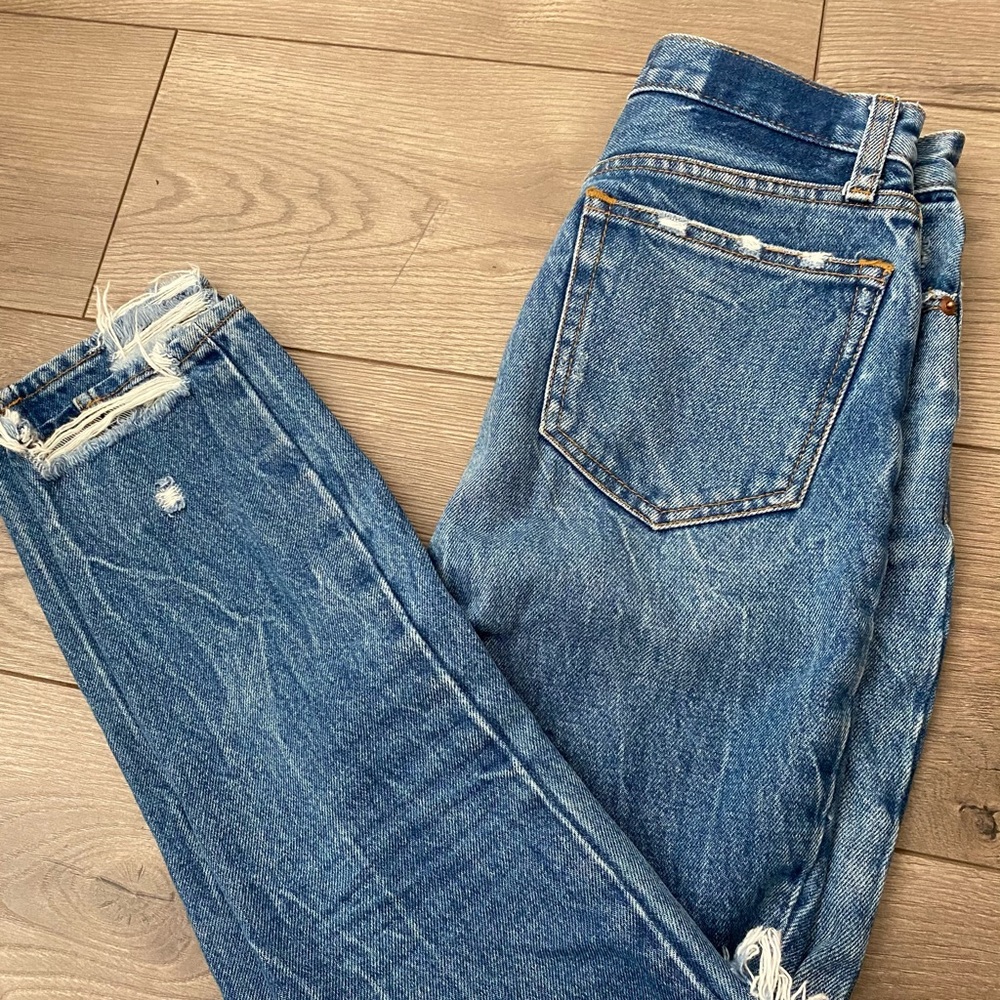 Abercrombie & Fitch High Rise Pipped Mom Jean size 24 Dark Destroyed Wash - Picture 4 of 11